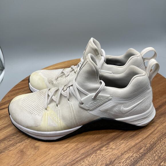 Nike Metcon Flyknit 3 Shoes Mens Size 11 Platinum White Lifting Casual Workout - Picture 3 of 8